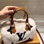 Louis Vuitton LV M23468 Speedy Bandoulière 25 Bag - Image 3