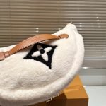 Louis Vuitton LV Ski Bumbag Shearling M23715 - Image 4
