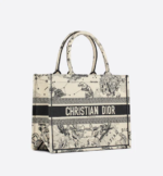 MEDIUM DIOR BOOK TOTE Latte Dior Zodiac Embroidery (36 x 27.5 x 16.5 cm)