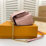Louis Vuitton M57071 Lockme Chain PM - Image 5