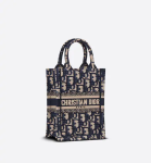 MINI DIOR BOOK TOTE PHONE BAG Blue Dior Oblique Embroidery (13 x 18 x 5 cm)