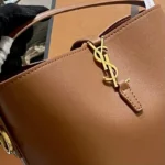 SAINT LAURENT LE 37 IN VEGETABLE-TANNED LEATHER - Image 2