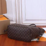 Louis Vuitton N41358 Neverfull MM Tote - Image 6