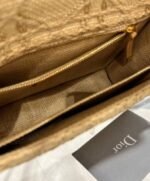 Dior 30 Montaigne Bag Cream - Image 4