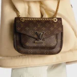 LOUIS VUITTON Passy handbag in Monogram M45592 - Image 2