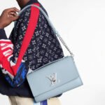 Louis Vuitton M56136 Lockme Clutch Purse - Image 3