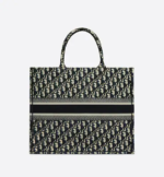 LARGE DIOR BOOK TOTE Blue Dior Oblique Embroidery (42 x 35 x 18.5 cm) - Image 2