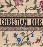 MEDIUM DIOR BOOK TOTE Natural Multicolor Raffia Embroidered with Dior Petites Fleurs (36 x 27.5 x 16.5 cm) - Image 4