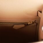 Hermès Kelly Sellier 25 Chai Epsom Gold Hardware - Image 9