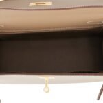 Hermès Kelly Sellier 28 Etoupe Epsom Gold Hardware - Image 8