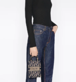 MINI DIOR BOOK TOTE PHONE BAG Blue Dior Oblique Embroidery (13 x 18 x 5 cm) - Image 7