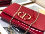 Dior 30 Montaigne Wallet On Chain In Red Patent Calfskin - Image 3