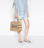 MEDIUM DIOR BOOK TOTE Natural Cannage Raffia (36 x 27.5 x 16.5 cm) - Image 4
