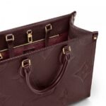 Louis Vuitton M46601 OnTheGo MM - Image 6