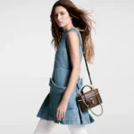 Louis Vuitton M47125 Vanity Chain Pouch - Image 4