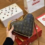 Louis Vuitton Coeur Heart Bag Game On Monogram - Image 5