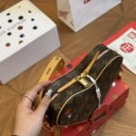 Louis Vuitton Coeur Heart Bag Game On Monogram - Image 4