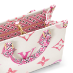 LOUIS VUITTON M22976 OnTheGo PM - Image 5