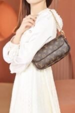 LOUIS VUITTON Wallet on Chain Ivy Monogram M81911 - Image 22