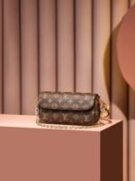 LOUIS VUITTON Wallet on Chain Ivy Monogram M81911 - Image 7