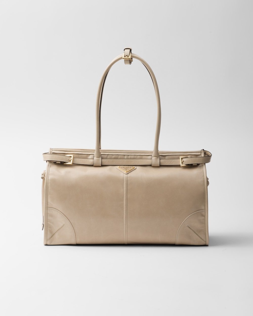 13ce7a93bd654f35918d31b01d533769.jpg Prada Bonnie Large Leather Handbag - Image 1