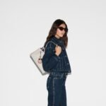 GG Emblem Small Tote Bag - Image 3