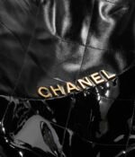 CHANEL 22 SMALL HANDBAG - Image 4