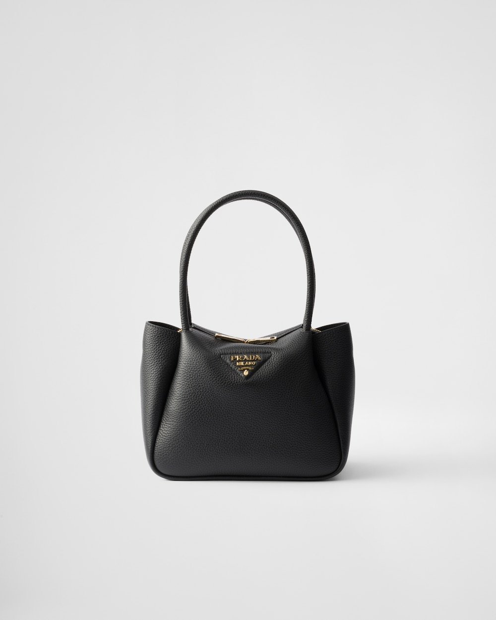 1e952fbc4fbb44558d0f1cea0c5b3cd0.jpg Small Leather Bag - Image 1