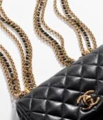 CHANEL MINI FLAP BAG - Image 4