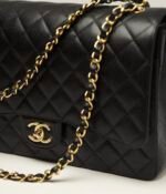 CHANEL MAXI CLASSIC HANDBAG - Image 4