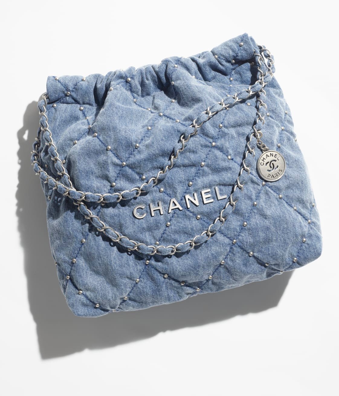 398a8840af4c4459922f58bb8b269dda.jpg CHANEL 22 SMALL HANDBAG - Image 1