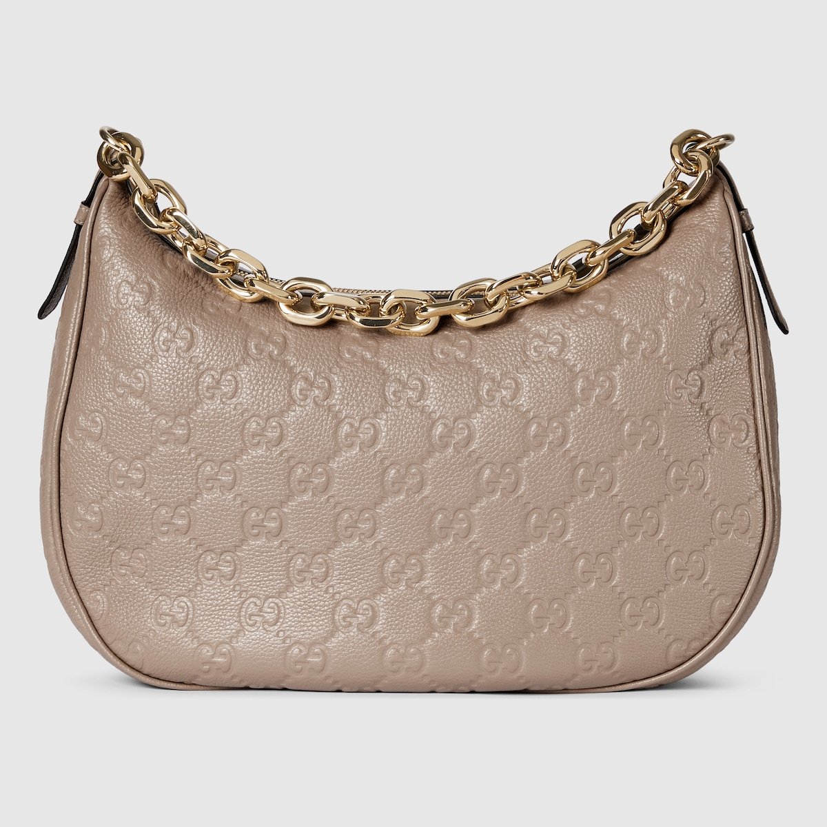 4134dda7bbec40e6b792cfecfeff7867.jpg GG Emblem Medium Shoulder Bag - Image 1