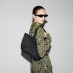 Gucci Totissima Small Tote Bag - Image 3