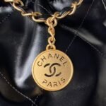 Chanel 22 Hobo Bag 24C AS4486 Gold Metallic Black Shiny Calfskin New Edition Horizontal - Image 7