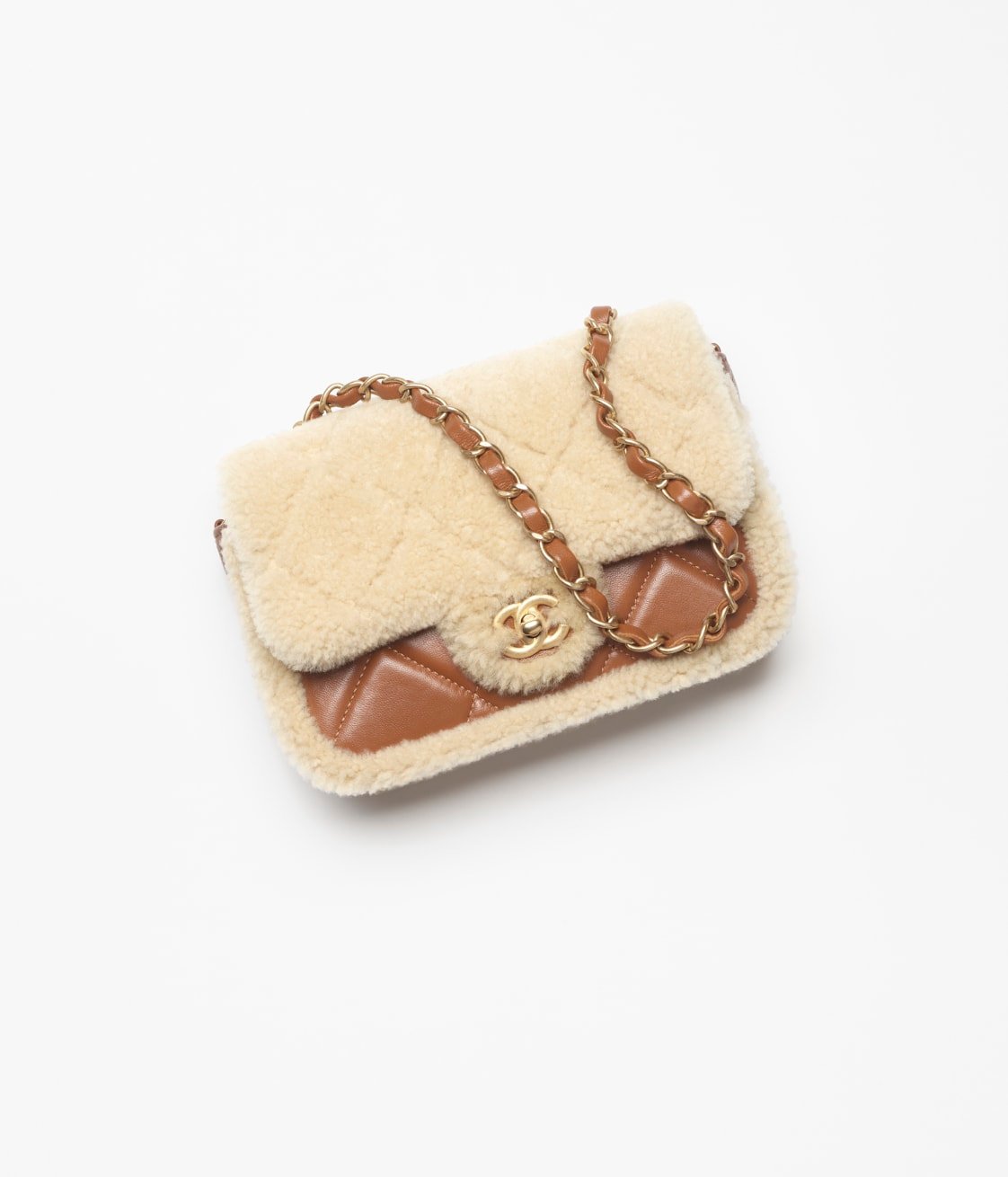 5271c667833d4e428090b5f436828969.jpg CHANEL MINI FLAP BAG - Image 1