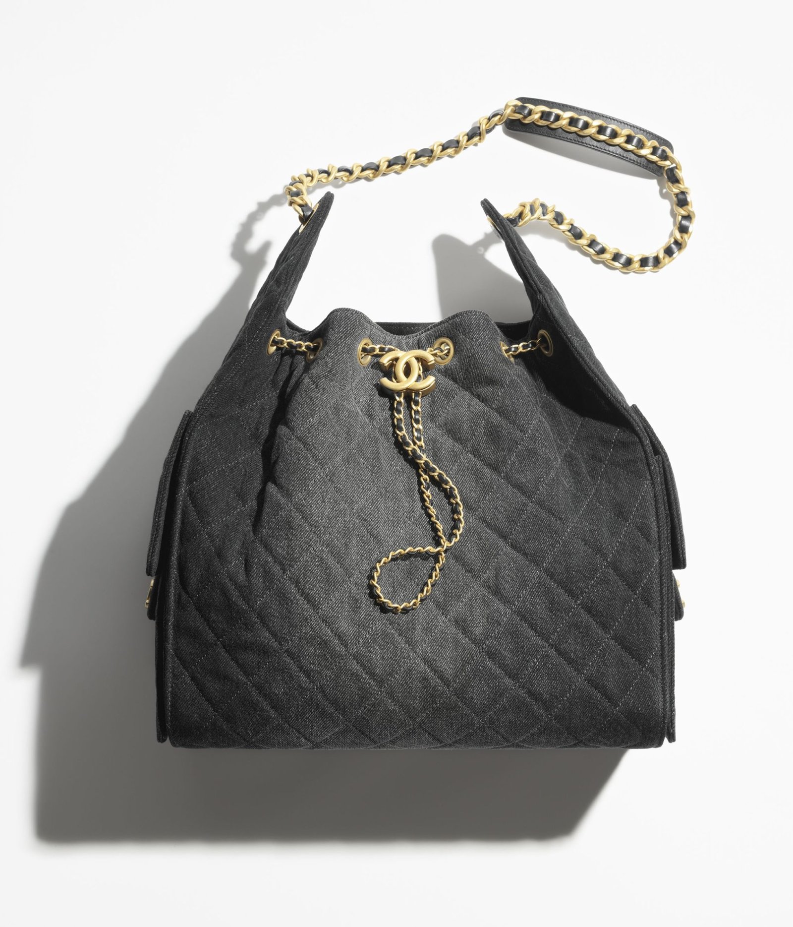 59f147e771474a46bc9ee9d0b6d82c4c.jpg 25 CHANEL 25 MEDIUM HANDBAG - Image 1