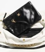 CHANEL 22 SMALL HANDBAG - Image 3