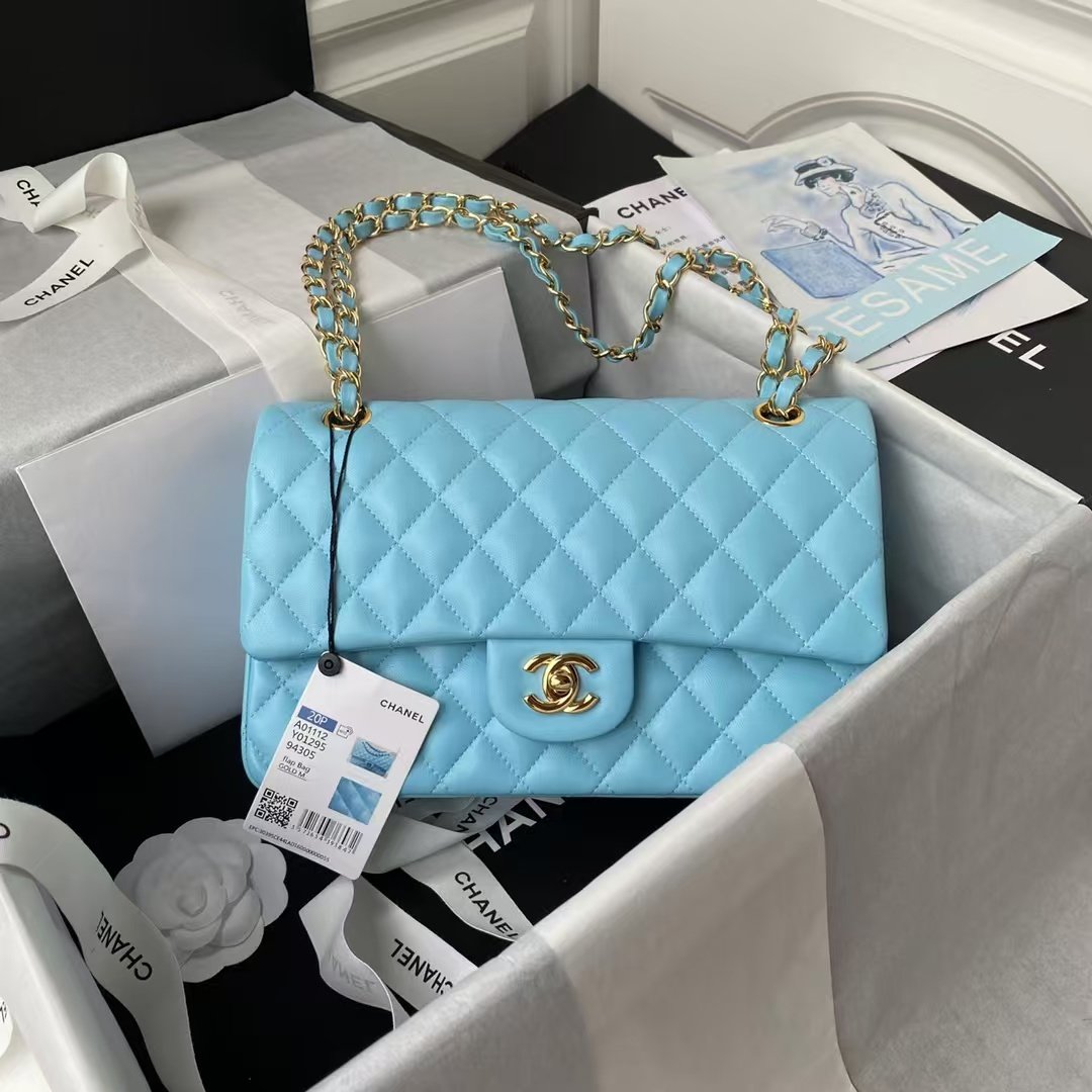 7b9566f3ff99481c9ed71f3a2f08b10d.jpg Chanel Classic 11.12 Handbag Gold Hardware - Image 1