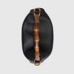 Gucci Diana Medium Shoulder Bag - Image 6