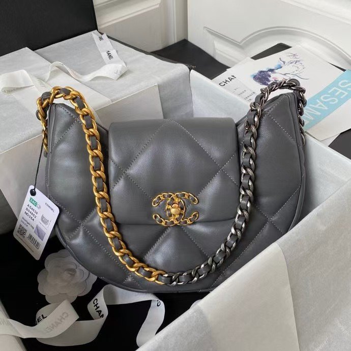 8116e106a2474332abaa5d5664e270bb.jpg Chanel 24C AS4638 19 Hobo Bag Grey Lambskin Mixed Metal Hardware - Image 1