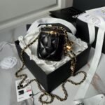 Chanel AP3941 Mini Vanity Case Lambskin Enamel & Gold-Tone Metal Black - Image 8