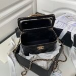 Chanel AP3804 Clutch Lambskin Cosmetic Bag With Pearl Handle Black - Image 4