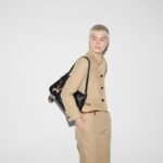 GG Emblem Medium Shoulder Bag - Image 3