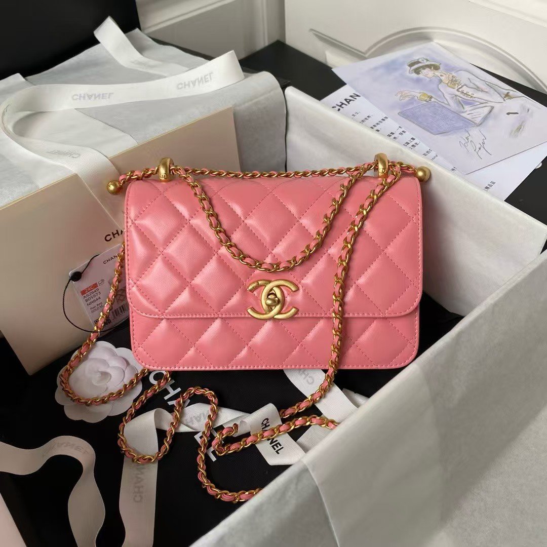 ddbec5d62f9c4a50b5908efd8e275415.jpg Chanel AS2649 Chain Bag Gold Charm Small Vintage Calfskin Bag Dark Pink - Image 1