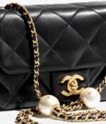 CHANEL SMALL FLAP BAG - Image 4