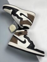 AJ Jordan 1 High OG Dark Mocha 555088-105 - Premium Quality Streetwear Sneaker - Image 4