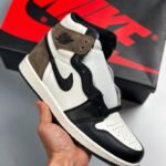 AJ Jordan 1 High OG Dark Mocha 555088-105 - Premium Quality Streetwear Sneaker