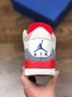 AJ Jordan 3 International Flight 136064-140 - Premium Quality Streetwear Sneaker - Image 5
