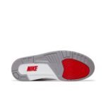 AJ Jordan 3 Retro 'Fire Red' 2022 DN3707-160 - Premium Quality Streetwear Sneaker - Image 4