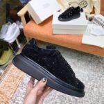 Alexander McQueen Oversized Sneaker in Black EU35 - EU45 - Premium Quality Streetwear Sneaker